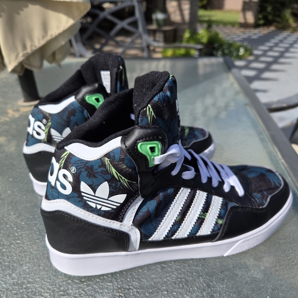 adidas Extaball, Hi-Top Sneakers Sz 8 - Picture 7 of 13